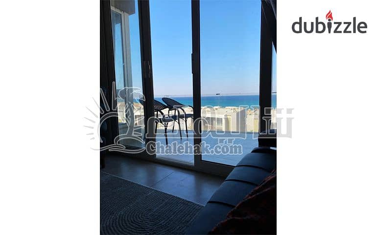 للبيع شالية مفروش ومجهز بالكامل بالأجهزة والتكييفات فيو عالبحر مباشرةً بمنتجع بوهو بالعين السخنة 0