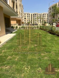 شقه 3 غرف للايجار ارضي بحديقه في كمبوند سراي بسعر 25000 25,000 ج.م