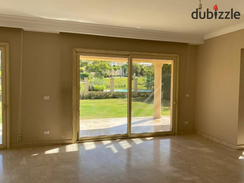 فيلا فاخرة للإيجاربحديقه خاصه في كمبوند ذا فيلا – التجمع الخامس 0