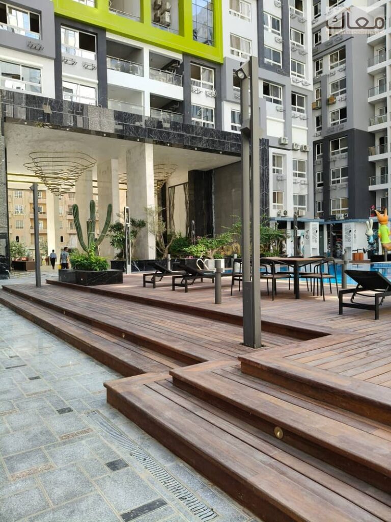 محلك في موقع حيوي واستلام فوري مع خصم كاش 50% قريب من محور رئيسي مساحات متاحة من 37م ل 90م وامكانية التقسيط علي 4 سنين 0