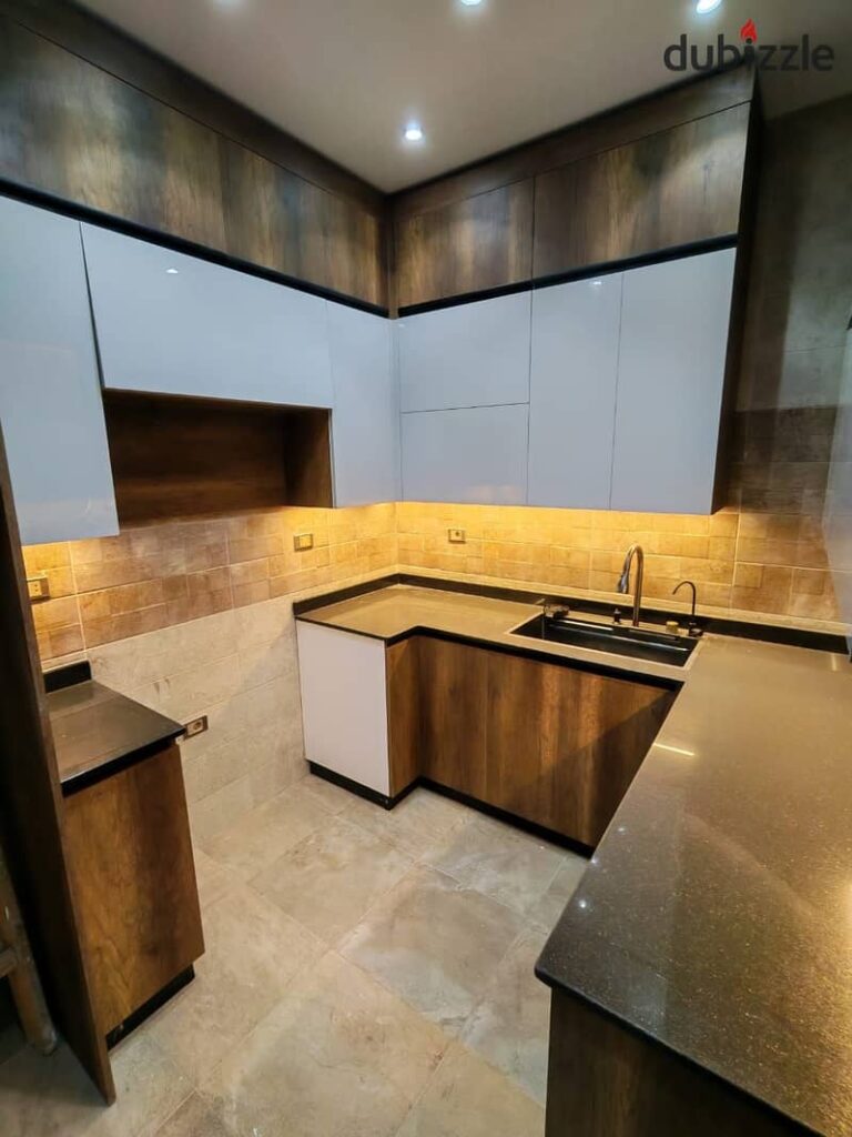 فيلا للايجار توين هاوس بالمطبخ و التكيفات نيوم اكتوبر بورتو بالقرب من ماونتن فيو و جراند هايتس و بالقرب من الشيخ زايد 0