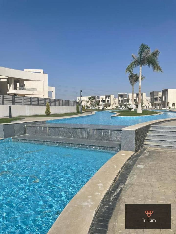 استلام فوري بسعر القديم 256م في لوكيشن مميز في الشيخ زايد 0