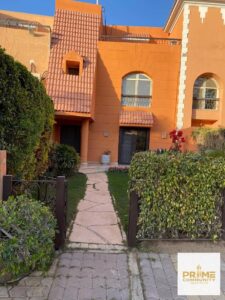 تاون هاوس متشطب ومفروش بالأجهزة والتكيفات للايجار بمينا جاردن سيتي موقع مميز ب 6 أكتوبر Townhouse for rent in Maena garden city 6 October city 65,000 ج.م