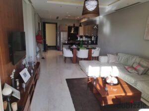 168,000 ج.م شقة فاخرة مفروشة بالكامل للإيجار في كمبوند قطامية هايتس – القاهرة الجديدة، دور أول، 160م، غرفتين، 3 حمامات، جاهزة للسكن، بسعر يبدأ من 3500 دولار