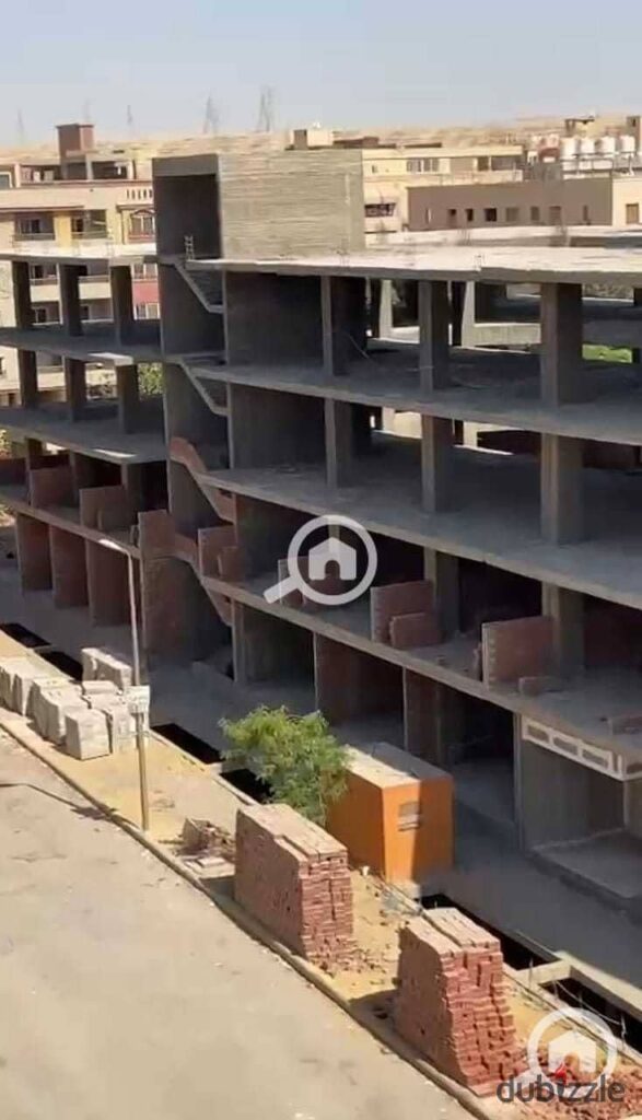 عيادة للبيع في زهراء المعادي برايم لوكيشنبمول مميز جدا 0