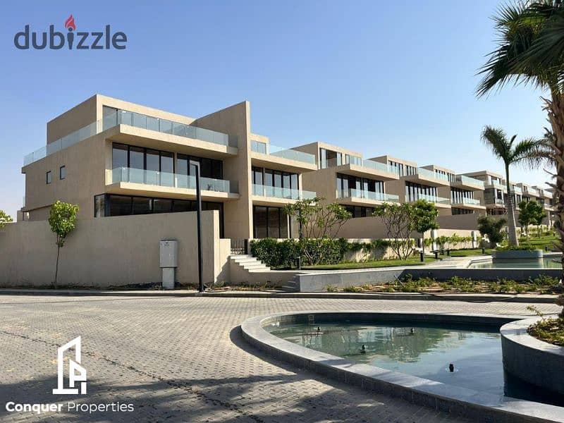 توين هاوس للبيع في ليك فيو بوتيك بفيو مفتوح على البحيرة 0