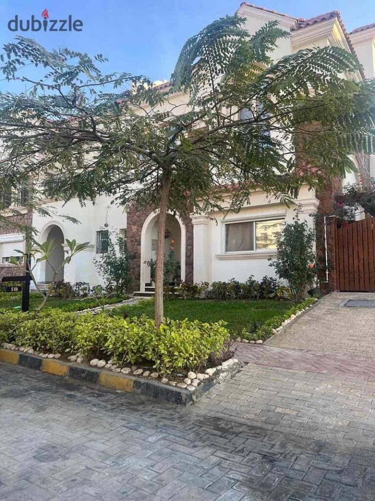 توين فيلا بأقل سعر استلام فوري في كمبوند ديفينا جاردنز الشروق 0