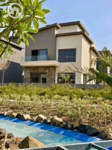 فيلا مستقلة للبيع في كريك تاون – بسعر 42,000,000 جنيه | مساحة 305 م | استلام فوري 42,000,000 ج.م