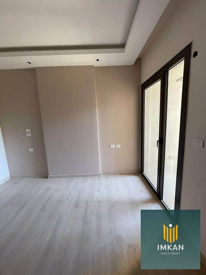 شقه للبيع متشطبة واستلام فوري في كمبوند ذا ادريس ايست بجوار نادي Al Ahly SC وماونتن فيو || new cairo || ready to move 0