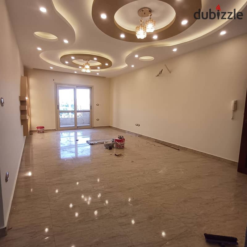 للايجار باالمرحله الثاني فيو زايد اول سكن شقه 3غرفه بكومباوند الخمائل الشيخ زايد باقل سعر في السوق 0