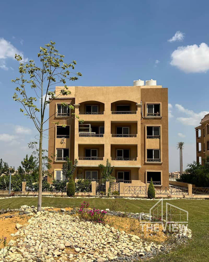 شقة مميزة  جدا  للبيع  كمبوند  الخمايل  استثمارى  بحصة  في الارض برايم لوكيشن  استلام فورى 0