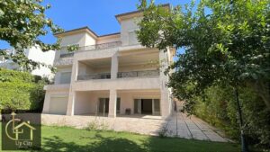 120,000,000 ج.م فيلا فاخرة للبيع في كمبوند ليك فيو دوسيت علي افضل فيو في الكمبوند تله عاليه علي اللاندسكيب ٦ غرف نوم