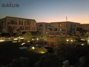 شقه للبيع 2 غرف في تاج سيتي تاج جاردنز باقل سعر في السوق بموقع مميز 6,700,000 ج.م