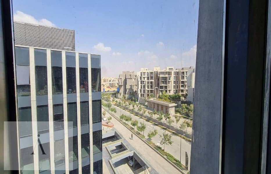 مكتب ١٣١ م اوبن فيو مع تشطيب فاخر 0