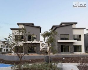 أمتلك تاون هاوس للبيع بمقدم 10% تقسيط علي 10 سنين للبيع استلام فوري 220 متر بجنوب الاكاديمية 27,000,000 ج.م