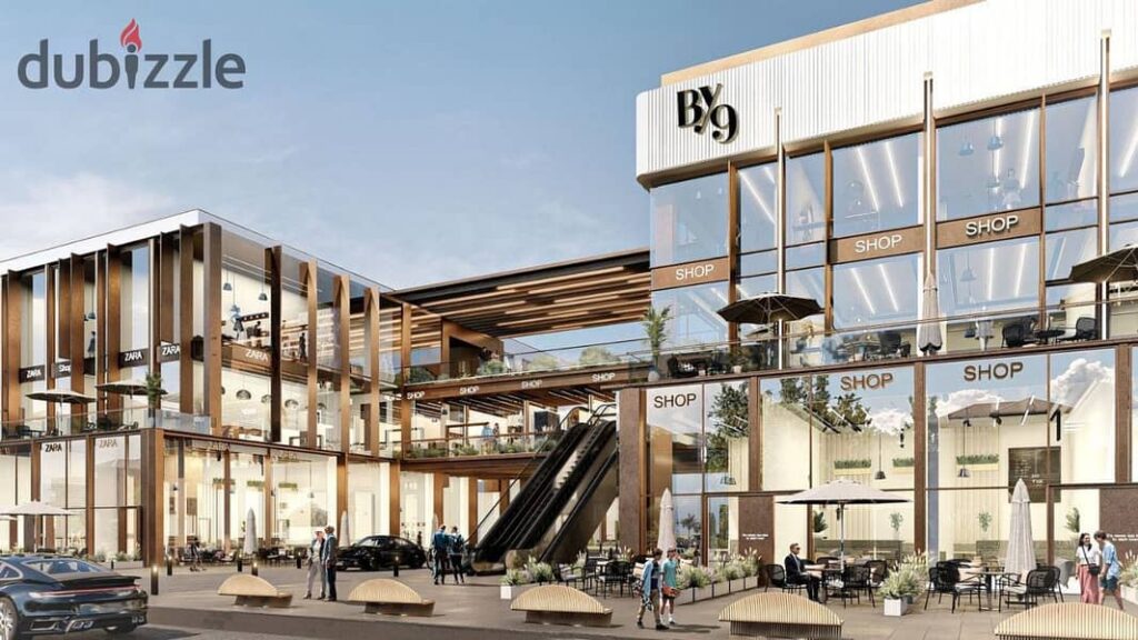 أمتلك وحدة تجارية بموقع استراتيجي علي محور السادات مباشرة أمام بوابة 9 الرحاب 0