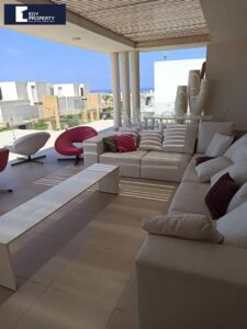 25,000,000 ج.م شاله للبيع في سي شيل الساحل الشمالي فيو بحر و حمام سباحه مفروشه بالكامل