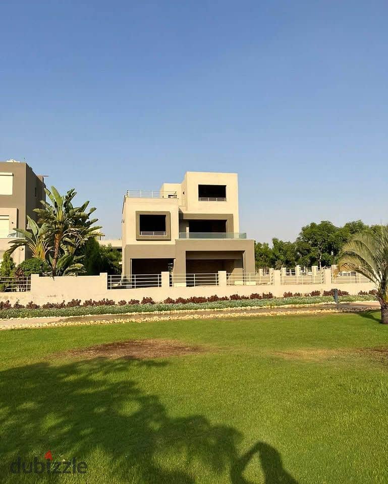 فيلا استلام فورى جاهزه للسكن باقل سعر في الكمبوند برايم لوكيشن في كمبوند بالم هيلز قطاميه PK2 0