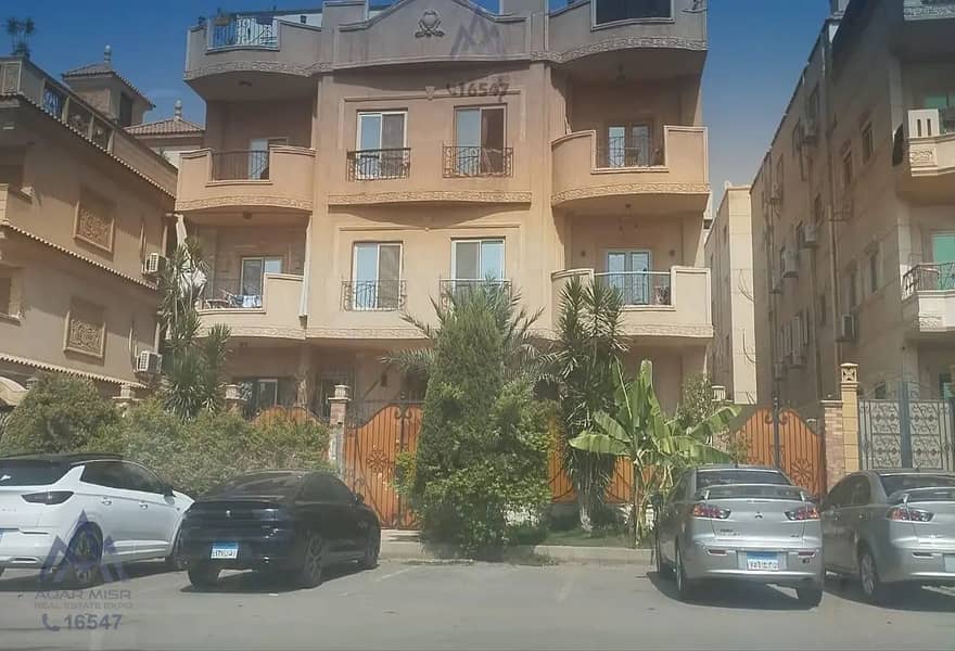 شقة أرضي بحديقة خاصة للبيع في البنفسج 7 فيلات القاهرة الجديدة 0