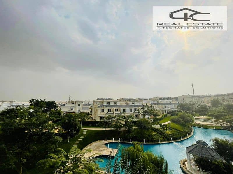 اقل سعر اي فيلا روف كورنر استلام فوري 326 م 4 غرف نوم في اميز لوكيشن في كمبوند ماونتن فيو اكتوبر بارك 6 اكتوبر Mountain view october park 6 october 0