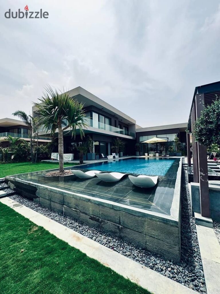 توين هاوس مميز جدا للبيع ف سوان ليك - الشيخ زايد 0