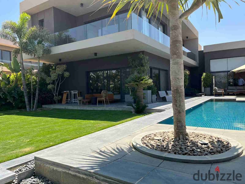 فيلا توأمية للبيع في سوانليك ويست 0