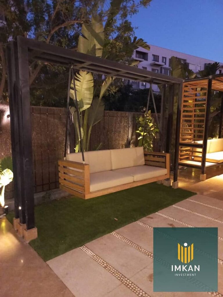 شقة 140م + جاردن 60م ( استلام فورى ) امام الرحاب للبيع بالتقسيط على 10 سنوات فى كمبوند كريك تاون Creek town التجمع الخامس 0