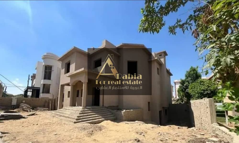 فيلا للبيع في كمبوند قطامية ديونز – القاهرة الجديدة 0