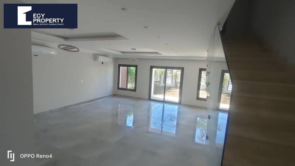 فيلا للبيع 3 غرف مع غرفة مربية جولف فيو متشطبة بالكامل استلام فوري باقل سعر في هايد بارك - التجمع الخامس   Hyde park New Cairo - New Cairo 0