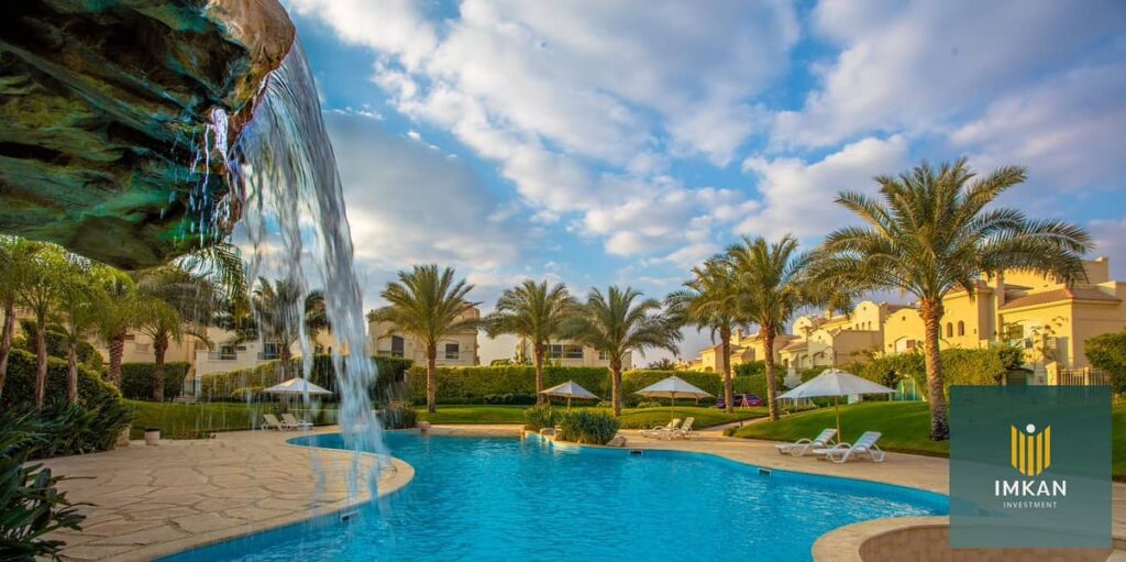 شاليه للبيع شايف بحر و حمام سباحة  فى لافيستا العين السخنة استلام فورى قسط على 5 سنين 0