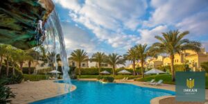 9,600,000 ج.م شاليه للبيع شايف بحر و حمام سباحة فى لافيستا العين السخنة استلام فورى قسط على 5 سنين