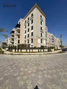 شقة للايجار استوديو 75م بالمطبخ و التكيفات في كمبوند فيلدج ويست شركة درة في الشيخ زايد بالقرب من المحور و كمبوند زيد 22,000 ج.م