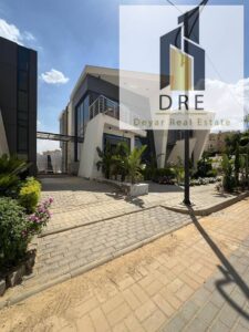 21,000,000 ج.م فيلا استاند الون فاخره للبيع في كمبوند لايف فيو مدينه الشروق بمساحه 300 متر