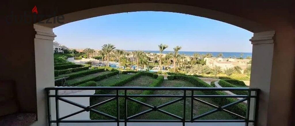 شاليه 140م مميز للبيع  بقريه لافيستا 3  العين السخنه 0