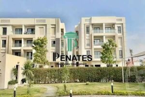 7,900,000 ج.م شقة 3 غرف تشطيب فندقي بأعلي عائد ايجاري بالدولار امام مطار القاهرة