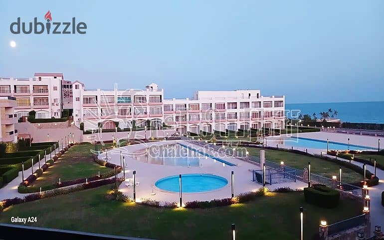 شالية دور تاني بالرووف فيو عالبحر وحمام السباحة للبيع إستلام فورى بمنتجع لاسيستا للبيع بالعين السخنة 0