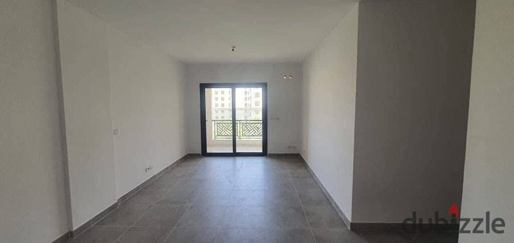 متاح للبيع كاش شقه بكموبند سيليا 0