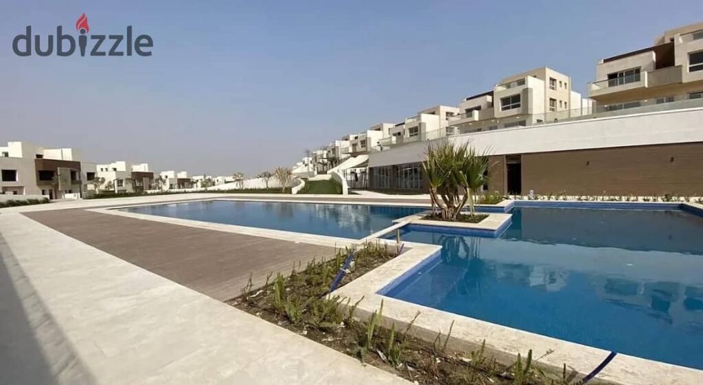 فيلا مستقله للبيع متشطبة 420م منفصلة 75% تشطيب بحمام سباحه 5 غرف ماستر موقع مميز فى سولايا بالقرب من نيو جيزة و بالقرب من جولز ماونتن فيو و الشيخ زايد 0