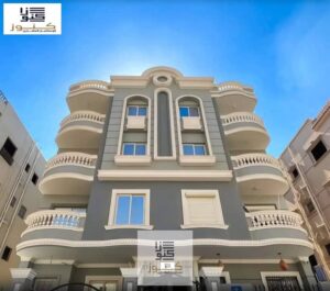 شقة للبيع مميزة 194م استلام فوري في قلب الجولدن سكوير اللوتس الجديدة التجمع الخامس تاني نمرة من شارع النوادي وخطوات من شارع التسعين خصم الكاش 650 الف 5,350,000 ج.م