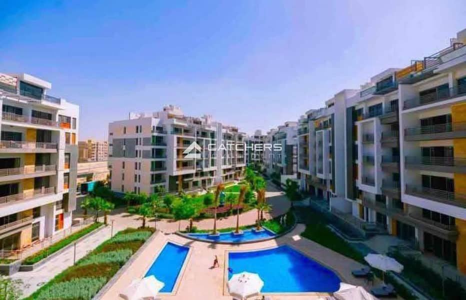 بنتهاوس 4 غرف نوم للبيع فقط ب 8,000,000 و متاح اقساط حتي 10 سنوات - في قلب التجمع الخامس 0