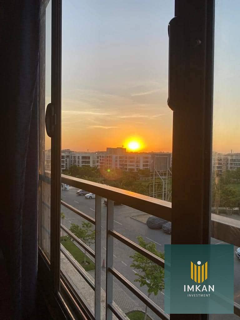 شقه للبيع 117 م في - كمبوند تاج سيتي taj city- في التجمع الاول في قلب القاهره الجديده علي بعد دقايق من مصر الجديده 0