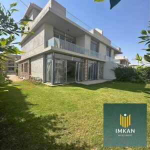 توين هاوس ( جاهز للمعاينة ) للبيع فى التجمع الخامس على شارع التسعين بجوار الجامعة الامريكية فى كمبوند لافيستا الباتيو تاون La Vista Patio Town 37,500,000 ج.م