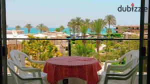 11,500,000 ج.م شاليه دور اول مبني علي البحر مباشرة بانوراما بحر متشطب بالكامل للبيع في لاسيرينا بالم بيتش العين السخنه