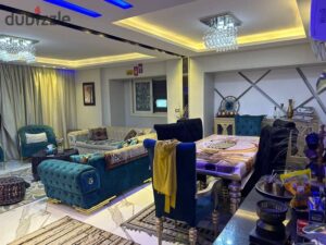 شقة 150 م في شارع الحسين في الدقي امام نادي الصيد 8,500,000 ج.م