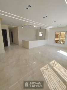 أرضي مرتفع بحديقة للبيع –الحي السابع – الشيخ زايدSheikh Zayed-دقائق من جامعة النيل–جامعة القاهرة فرع الشيخ زايد–مدرسة بيفرلي هيلز-مستشفى دار الفؤاد 7,500,000 ج.م