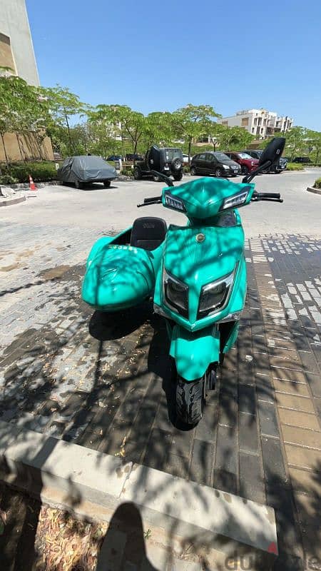 Glide G2 2023 excellent condition 700 kilo only 0