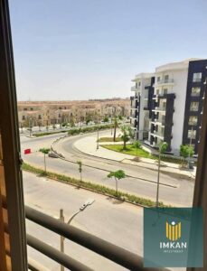 في كمبوند المقصد شقة للبيع للاستلام فوري متشطبة بالكامل بموقع مميز و ساكن في العاصمة الادارية بالتقسيط 3,800,000 ج.م