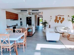 شاليه متشطب بالكامل للبيع في رملة، الساحل الشمالي برايم لوكيشن في الكمبوند 19,400,000 ج.م