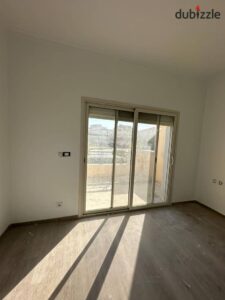 فيلا للبيع في كمبوند أب تاون كايرو – بموقع مميز وإطلالة رائعة! 47,000,000 ج.م