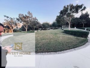 15,000,000 ج.م شقه للبيع في فورتين جولف اب تاون كايرو بالفرش سعرها حصري